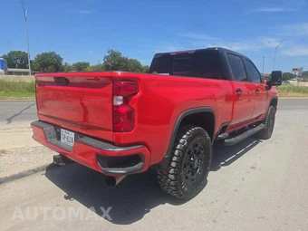 2023 Chevrolet Silverado 2500HD LT Crew Cab Medium Bed 1LT - miniatura 3