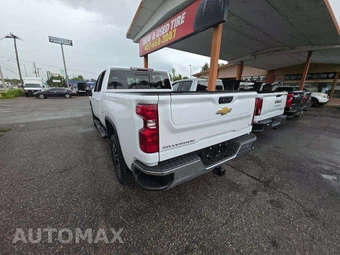 2023 Chevrolet Silverado 2500HD LT Crew Cab Medium Bed 1LT - miniatura 2