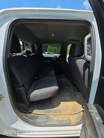 2023 Chevrolet Silverado 3500HD Cab Chassis LT Crew Cab 1LT DRW - miniatura 15