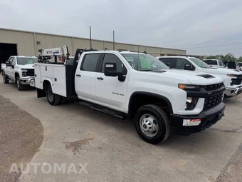 2023 Chevrolet Silverado 3500HD Cab Chassis Work Truck Crew Cab 1WT DRW - samochód z USA z aukcji Manheim, oferta Kup Teraz w AUTOMAX