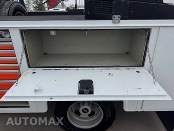 2023 Chevrolet Silverado 3500HD Cab Chassis Work Truck Crew Cab 1WT DRW - miniatura 15