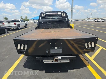 2023 Chevrolet Silverado 3500HD Cab Chassis Work Truck Crew Cab 1WT DRW - miniatura 5