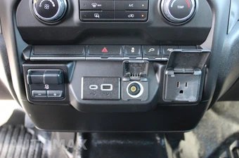 2023 Chevrolet Silverado 3500HD Cab Chassis Work Truck Regular Cab 1WT DRW - miniatura 29