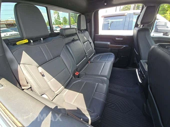 2023 Chevrolet Silverado 3500HD High Country Crew Cab Long Bed - miniatura 13