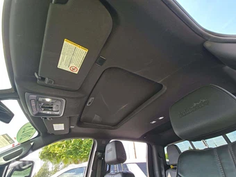 2023 Chevrolet Silverado 3500HD High Country Crew Cab Long Bed - miniatura 8