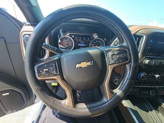 2023 Chevrolet Silverado 3500HD High Country Crew Cab Long Bed 3LZ DRW - miniatura 10