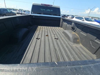 2023 Chevrolet Silverado 3500HD High Country Crew Cab Long Bed 3LZ DRW - miniatura 16