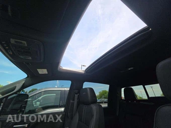 2023 Chevrolet Silverado 3500HD High Country Crew Cab Medium Bed - miniatura 11