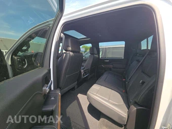 2023 Chevrolet Silverado 3500HD High Country Crew Cab Medium Bed - miniatura 13
