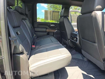 2023 Chevrolet Silverado 3500HD High Country Crew Cab Medium Bed 3LZ - miniatura 16