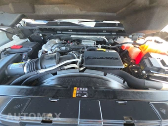 2023 Chevrolet Silverado 3500HD High Country Crew Cab Medium Bed 3LZ - miniatura 15