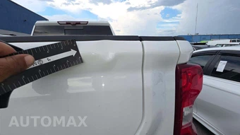 2023 Chevrolet Silverado 3500HD High Country Crew Cab Medium Bed 3LZ - miniatura 24