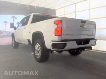 2023 Chevrolet Silverado 3500HD High Country Crew Cab Medium Bed 3LZ - miniatura 6