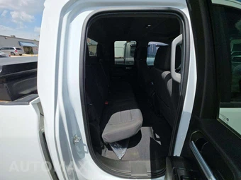 2023 Chevrolet Silverado 3500HD LT Extended Cab Long Bed 1LT - miniatura 16