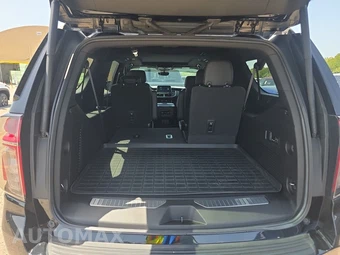 2023 Chevrolet Suburban High Country 3LZ - miniatura 14