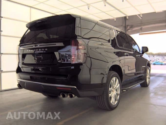 2023 Chevrolet Suburban High Country 3LZ - miniatura 4