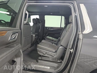 2023 Chevrolet Suburban High Country 3LZ - miniatura 13