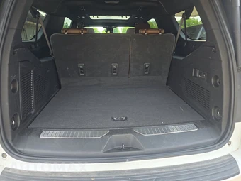 2023 Chevrolet Suburban High Country 3LZ - miniatura 17