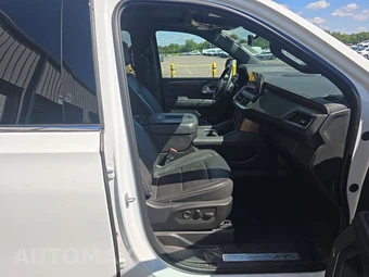 2023 Chevrolet Suburban High Country 3LZ - miniatura 8