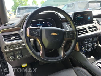 2023 Chevrolet Suburban High Country 3LZ - miniatura 10