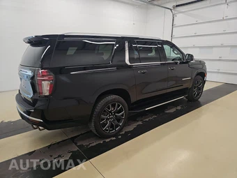 2023 Chevrolet Suburban High Country 3LZ - miniatura 4
