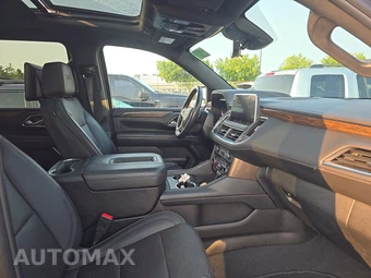 2023 Chevrolet Suburban High Country 3LZ - miniatura 8