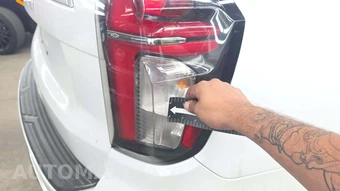 2023 Chevrolet Suburban High Country 3LZ - miniatura 35