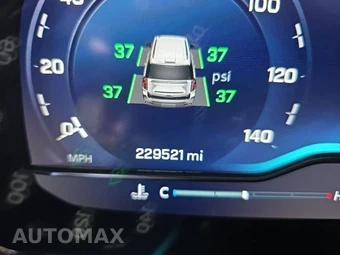 2023 Chevrolet Suburban LT 1LT - miniatura 15