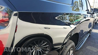 2023 Chevrolet Suburban LT 1LT - miniatura 26