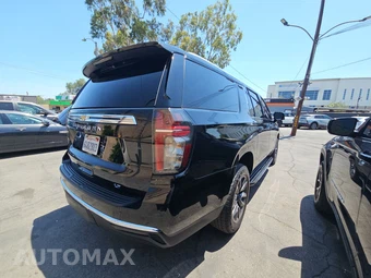 2023 Chevrolet Suburban LT 1LT - miniatura 4