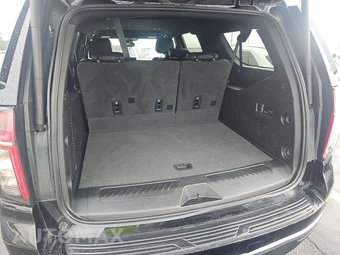 2023 Chevrolet Suburban LT 1LT - miniatura 17