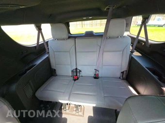 2023 Chevrolet Suburban LT 1LT - miniatura 14