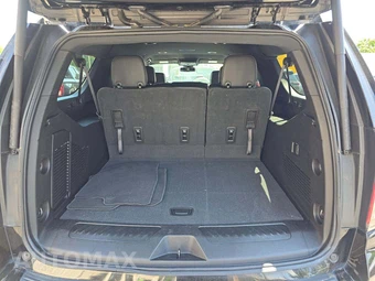 2023 Chevrolet Suburban LT 1LT - miniatura 15