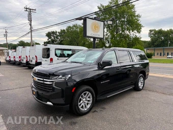 2023 Chevrolet Suburban LT 1LT - miniatura 2