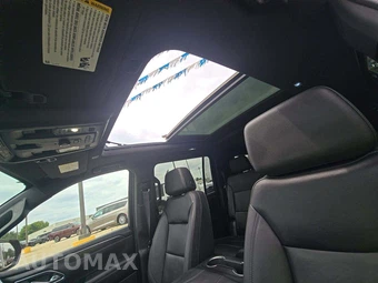 2023 Chevrolet Suburban LT 1LT - miniatura 8