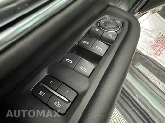 2023 Chevrolet Suburban Premier 1LZ - miniatura 44