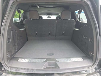 2023 Chevrolet Suburban Premier 1LZ - miniatura 15