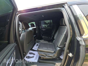 2023 Chevrolet Suburban Premier 1LZ - miniatura 13