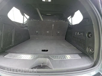 2023 Chevrolet Suburban Premier 1LZ - miniatura 11