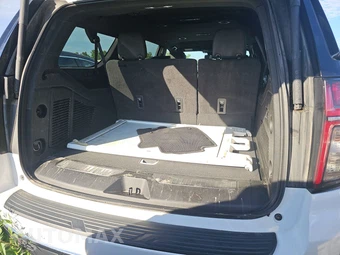 2023 Chevrolet Suburban Premier 1LZ - miniatura 17