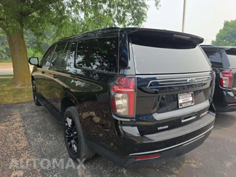 2023 Chevrolet Suburban RST 1SP - miniatura 2