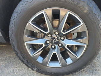 2023 Chevrolet Suburban Z71 2Z7 - miniatura 25