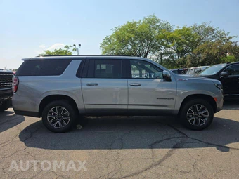 2023 Chevrolet Suburban Z71 2Z7 - miniatura 4