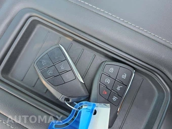 2023 Chevrolet Suburban Z71 2Z7 - miniatura 8