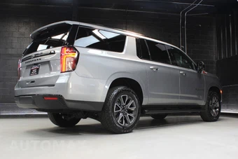 2023 Chevrolet Suburban Z71 2Z7 - miniatura 77