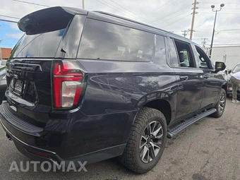 2023 Chevrolet Suburban Z71 2Z7 - miniatura 3