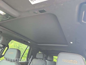 2023 Chevrolet Tahoe High Country 3LZ - miniatura 8