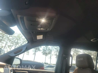 2023 Chevrolet Tahoe High Country 3LZ - miniatura 18