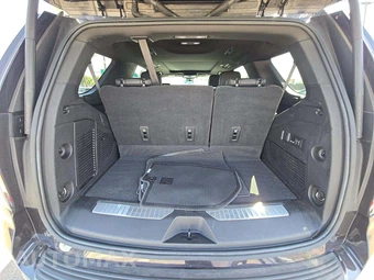 2023 Chevrolet Tahoe High Country 3LZ - miniatura 12