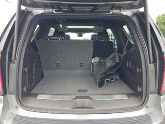 2023 Chevrolet Tahoe High Country 3LZ - miniatura 12